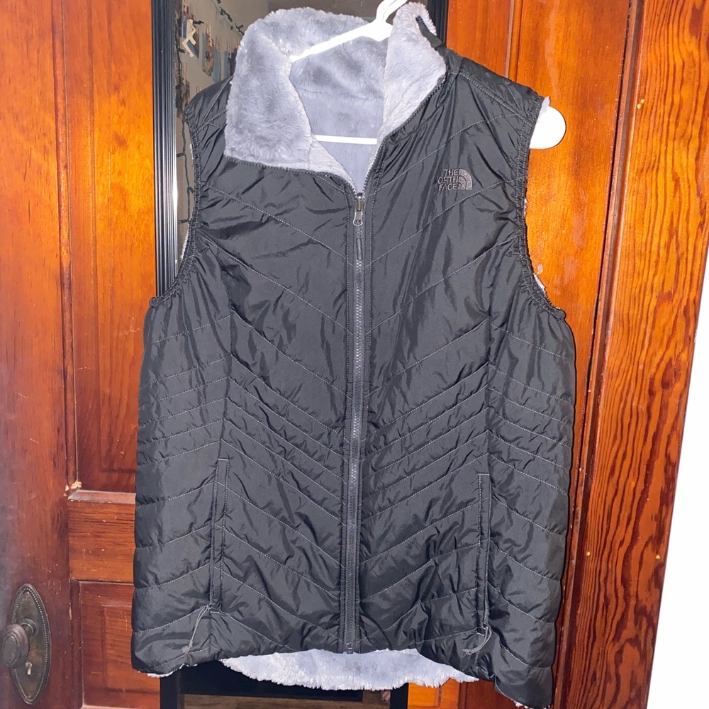 Reversible➿ The North Face vest